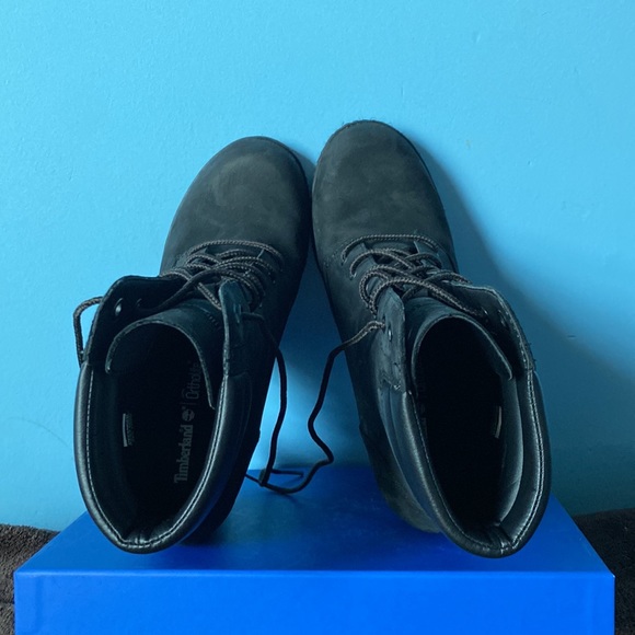 Women’s Black Suede Timberland Heels - Picture 2 of 6